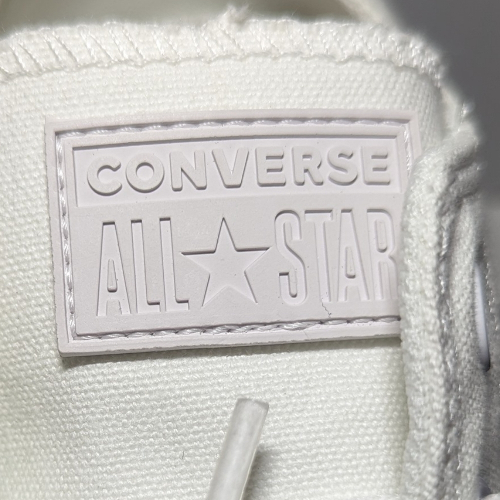 Converse Chuck Taylor All Star Canvas Sneakers . - Picture 7 of 15